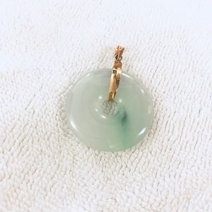 Really jade pendant